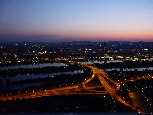 Tourism in Vienna is on the Uptake Tourism in Vienna is on the Uptake