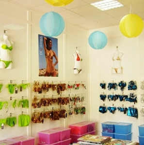 Mini Bikini Divissima Shop Opened At Ibiza With A Great Party And A Special Leather Bikini Collectio Mini Bikini Divissima Shop Opened At Ibiza With A Great Party And A Special Leather Bikini Collectio
