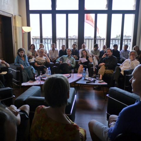 Salon Suisse starts with panel discussion at the Biennale 2012