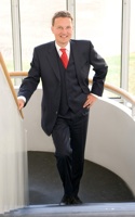 Dr. Guido Quelle, President of Mandat Managementberatung GmbH Dr. Guido Quelle, President of Mandat Managementberatung GmbH
