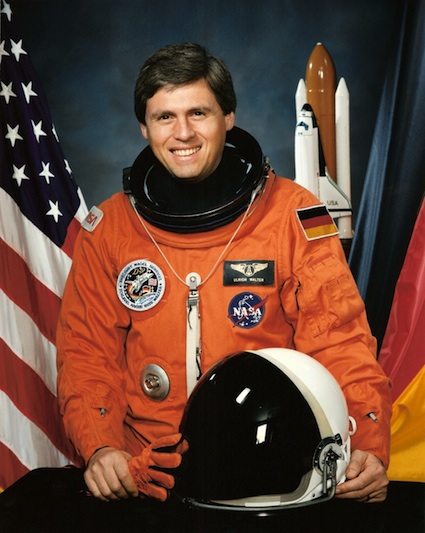 Astronaut Prof. Dr. Ulrich Walter: Keynote speaker at Cleanzone in Frankfurt