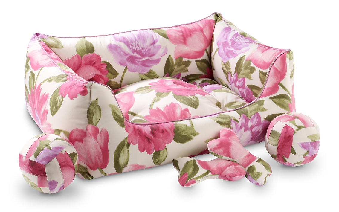 HundeTraumBetten: The New 2013 Summer Collection of Luxury Dog Beds is here
