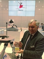 Dr. Karl Spanner, President of PI, receiving the award for 40 year‘s participation at the LASER Worl Dr. Karl Spanner, President of PI, receiving the award for 40 year‘s participation at the LASER Worl