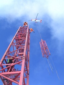 The helicopter moved approx. 200 tons of crane parts through the air.