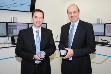 Michael Carmincke (ASEAG) and Dr Helmut Bergstein (IVU) present the new mobility app Michael Carmincke (ASEAG) and Dr Helmut Bergstein (IVU) present the new mobility app