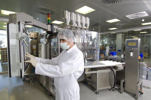 Production of stick packs. Source: Losan Pharma GmbH