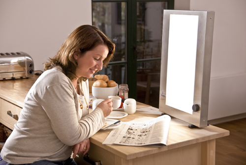 Light therapy box PhysioLight LD 220 against winter depressioin