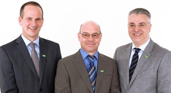 Florian Bock (left), Christoph Lösch (right), estos GmbH and Jochen Klein (center), serVonic GmbH Florian Bock (left), Christoph Lösch (right), estos GmbH and Jochen Klein (center), serVonic GmbH