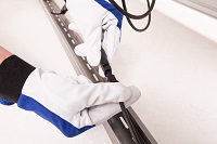 The TRITON system’s base rails and rail connectors can be used as cable ducts.