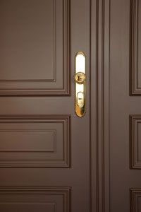 Proper protection of windows and doors rise the level of protection significantly. (Photo 212: RIHA)