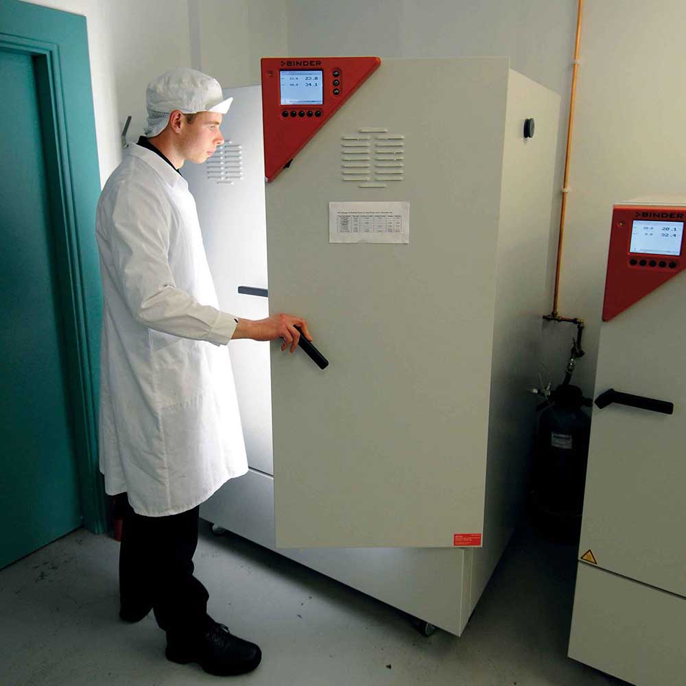 BINDER constant climate chamber KBF 