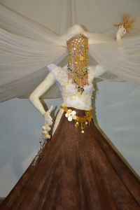 Installation“The Blessing of the Bridal Veil” 
