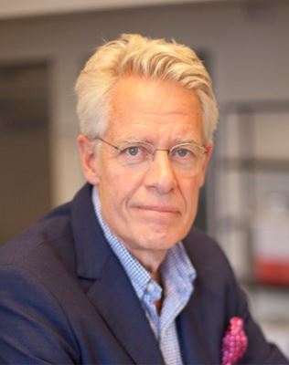 Sven Holmlund Headshot