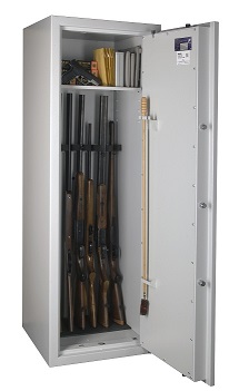 From 7 July 2017 only weapon cabinets conforming to EN 1143-1 are allowed to be used. (Photo 234) From 7 July 2017 only weapon cabinets conforming to EN 1143-1 are allowed to be used. (Photo 234)