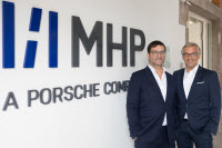 Dr. Ralf Hofmann (right) and Christoph Joos (left) . (Source: MHP) Dr. Ralf Hofmann (right) and Christoph Joos (left) . (Source: MHP)