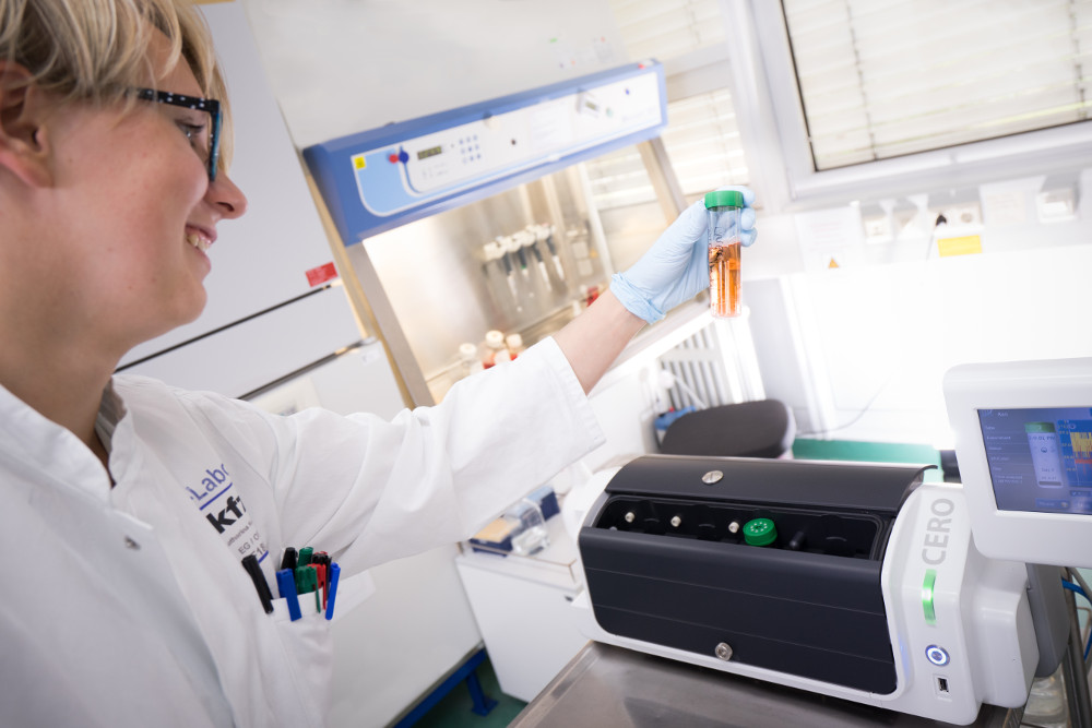 CERO for cultivation of iPS cells, spheroids and organoids