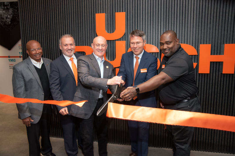 Ribbon cutting during the Busch grand opening event. Ribbon cutting during the Busch grand opening event.