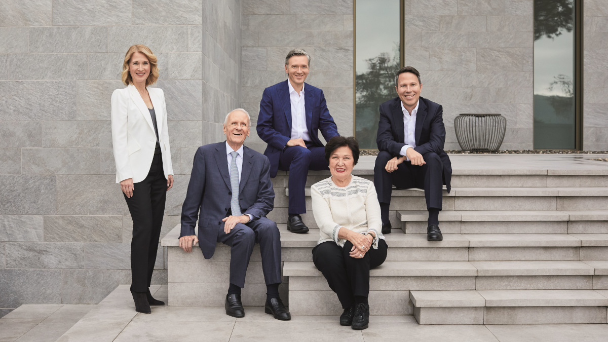 From Left to right: Ayla, Dr Karl, Sami, Ayhan and Kaya Busch. Source: Leon Kopplow.