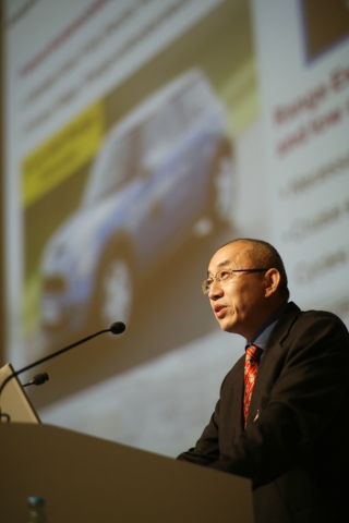 Fuel cell industry presents solutions for the energy revolution