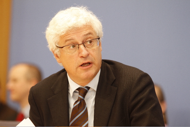 OLAF and German customs: Improved co-operation in the EU needed to stop smuggling OLAF and German customs: Improved co-operation in the EU needed to stop smuggling