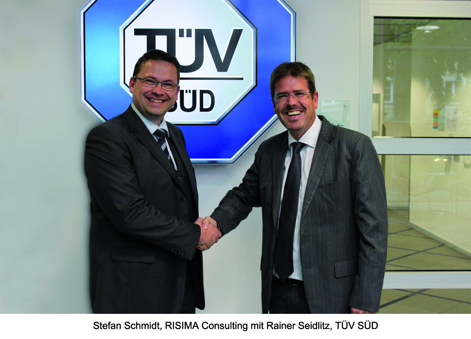 Stefan Schmidt, RISIMA Consulting mit Rainer Seidlitz, TÜV SÜD Stefan Schmidt, RISIMA Consulting mit Rainer Seidlitz, TÜV SÜD