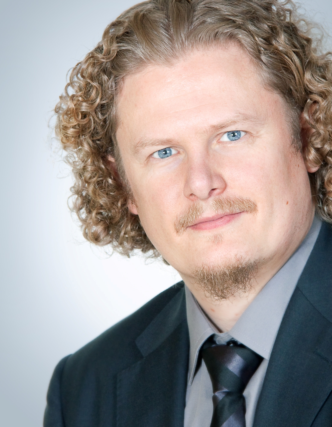 Lars Fassmann, Vorstandsvorsitzender Chemmedia AG