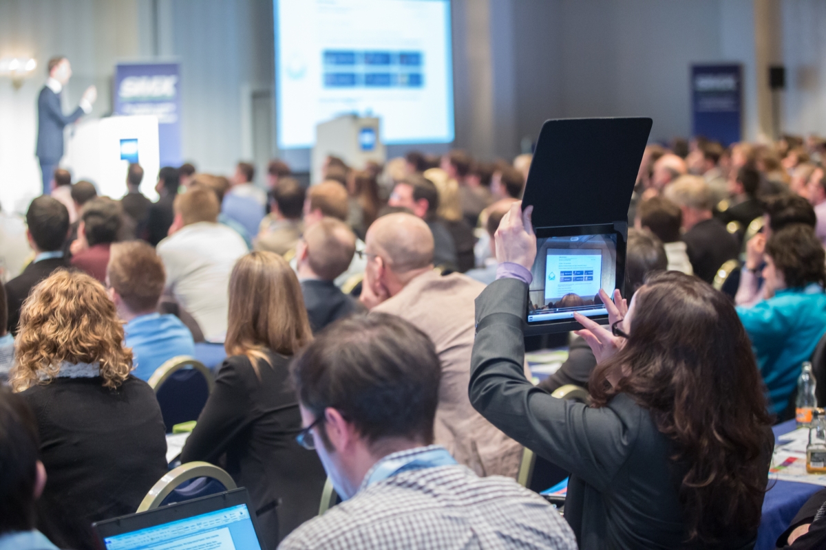 Über tausend Online-Marketing-Experten aus Unternehmen und Agenturen werden zur SMX 2014 erwartet. Über tausend Online-Marketing-Experten aus Unternehmen und Agenturen werden zur SMX 2014 erwartet.
