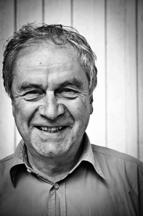 Frido Mann lebt und arbeitet als Schriftsteller in München.