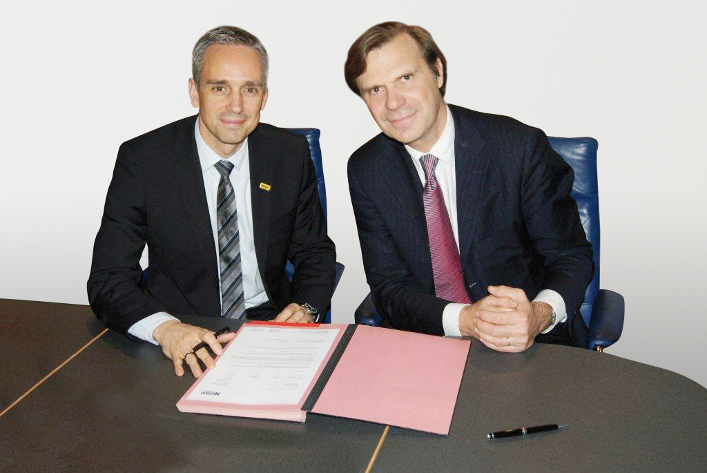Jens Röttgering, geschäftsführender Gesellschafter der Hengst SE&Co. KG&CEO Pierre Fleck, EUROPART Jens Röttgering, geschäftsführender Gesellschafter der Hengst SE&Co. KG&CEO Pierre Fleck, EUROPART
