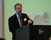 Lean-Experte Dr. Jeffrey Liker, Autor des Buches „The Toyota Way“, im Vortrag auf dem BestPractice D