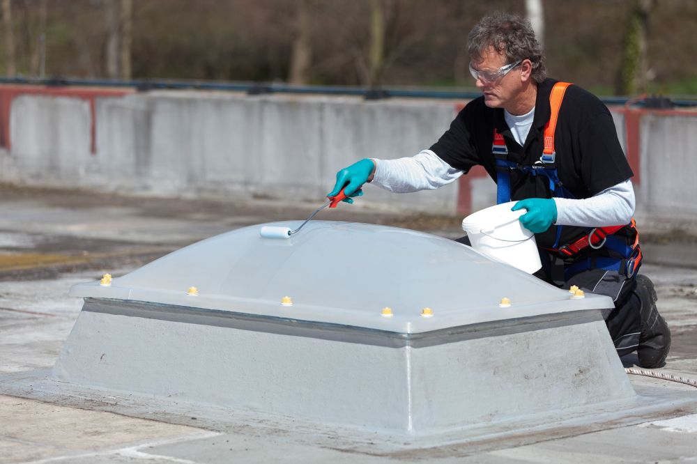 Kemperol Fallstop macht Lichtkuppel durchsturzsicher Kemperol Fallstop macht Lichtkuppel durchsturzsicher