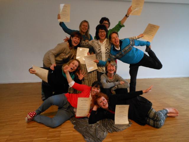 Humortrainer beenden nach 2 Jahren ihre Ausbildung in Konstanz