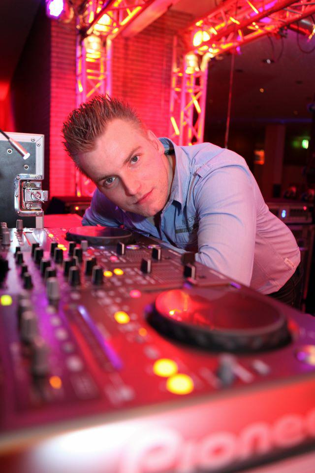 DJ Chris Mega