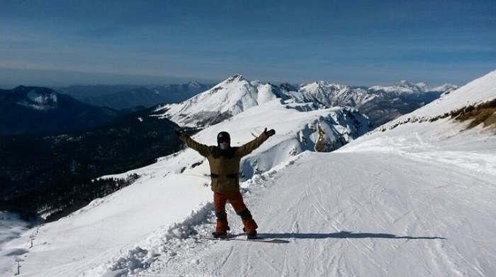 David Hablützel ging am ersten Tag einfach mal den Schnee&die Stimmung geniessen er jibte in Sochi David Hablützel ging am ersten Tag einfach mal den Schnee&die Stimmung geniessen er jibte in Sochi