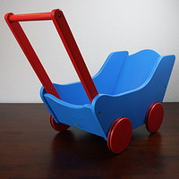 Puppenwagen aus der Oberndörfer Puppenmanufaktur Puppenwagen aus der Oberndörfer Puppenmanufaktur