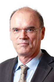 Qoros-CIO Wolfgang Grottke spricht auf dem automotiveIT Kongress 2014