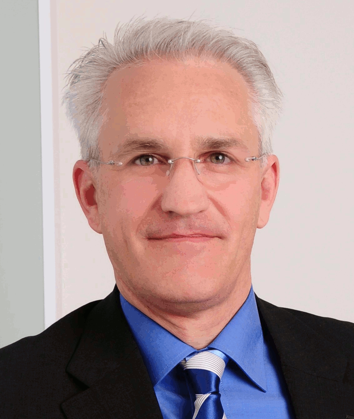 Horst Leis,LL.M.,Fachanwalt für Informationstechnologierecht bei SNP | Schlawien Partnerschaft Horst Leis,LL.M.,Fachanwalt für Informationstechnologierecht bei SNP | Schlawien Partnerschaft