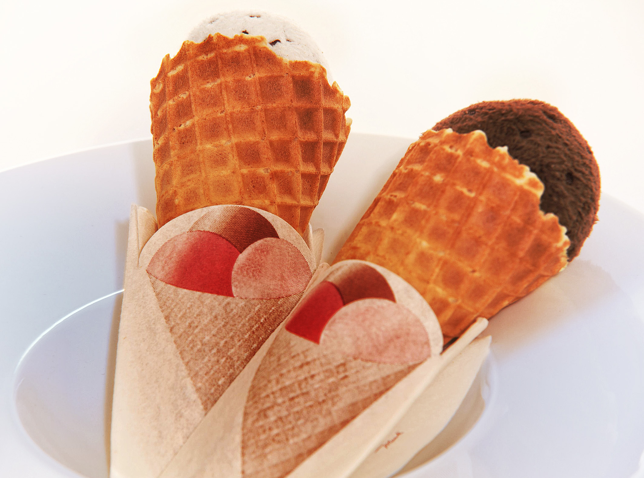 Die Mank Mini Pocket Napkin Eis sorgt für sauberen Eishörnchen-Genuss. Die Mank Mini Pocket Napkin Eis sorgt für sauberen Eishörnchen-Genuss.