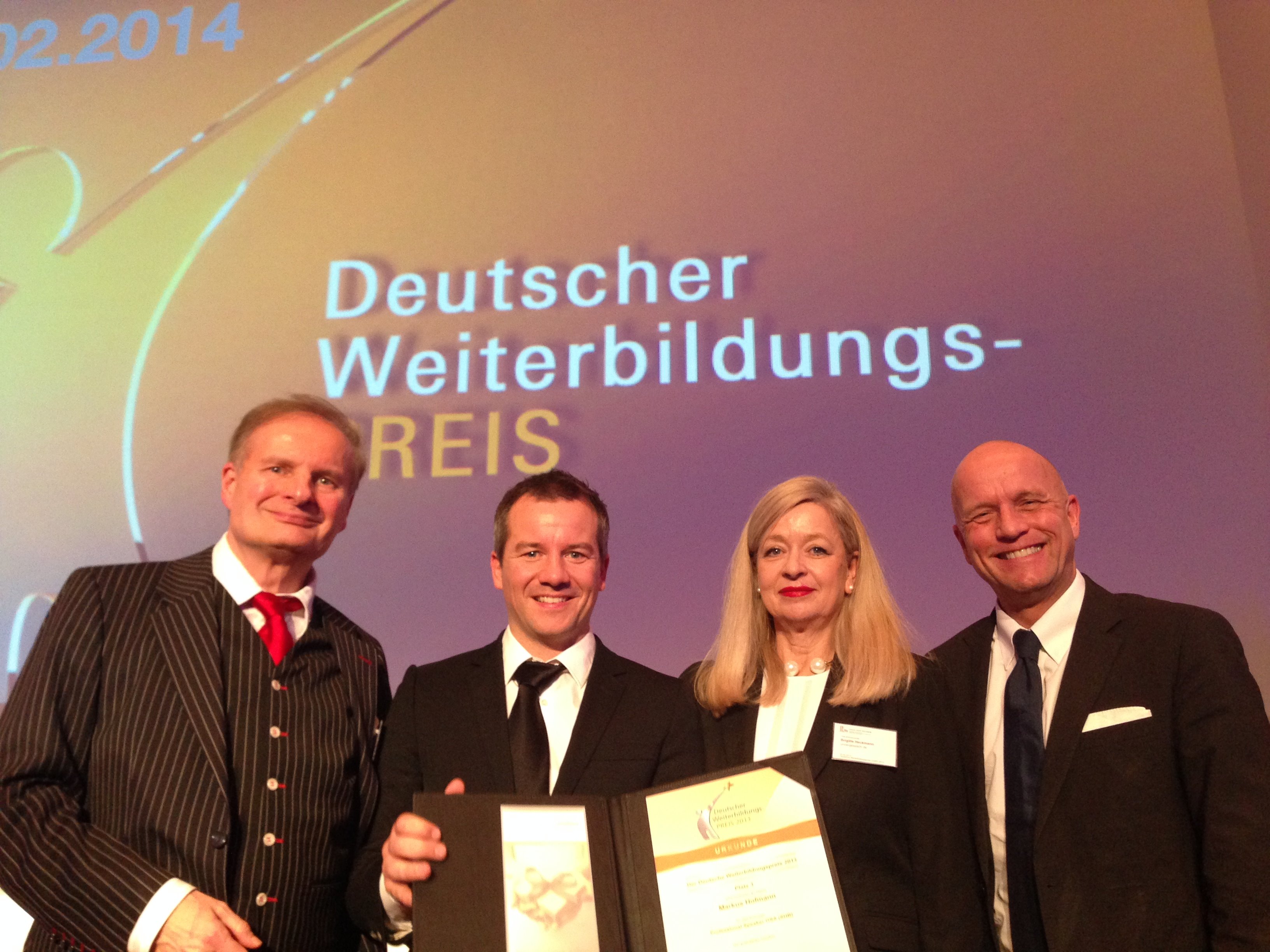 v.l.n.r.: Prof. Dr. Lothar Seiwert, Markus Hofmann, Brigitte Heckmann und Andreas Buhr v.l.n.r.: Prof. Dr. Lothar Seiwert, Markus Hofmann, Brigitte Heckmann und Andreas Buhr