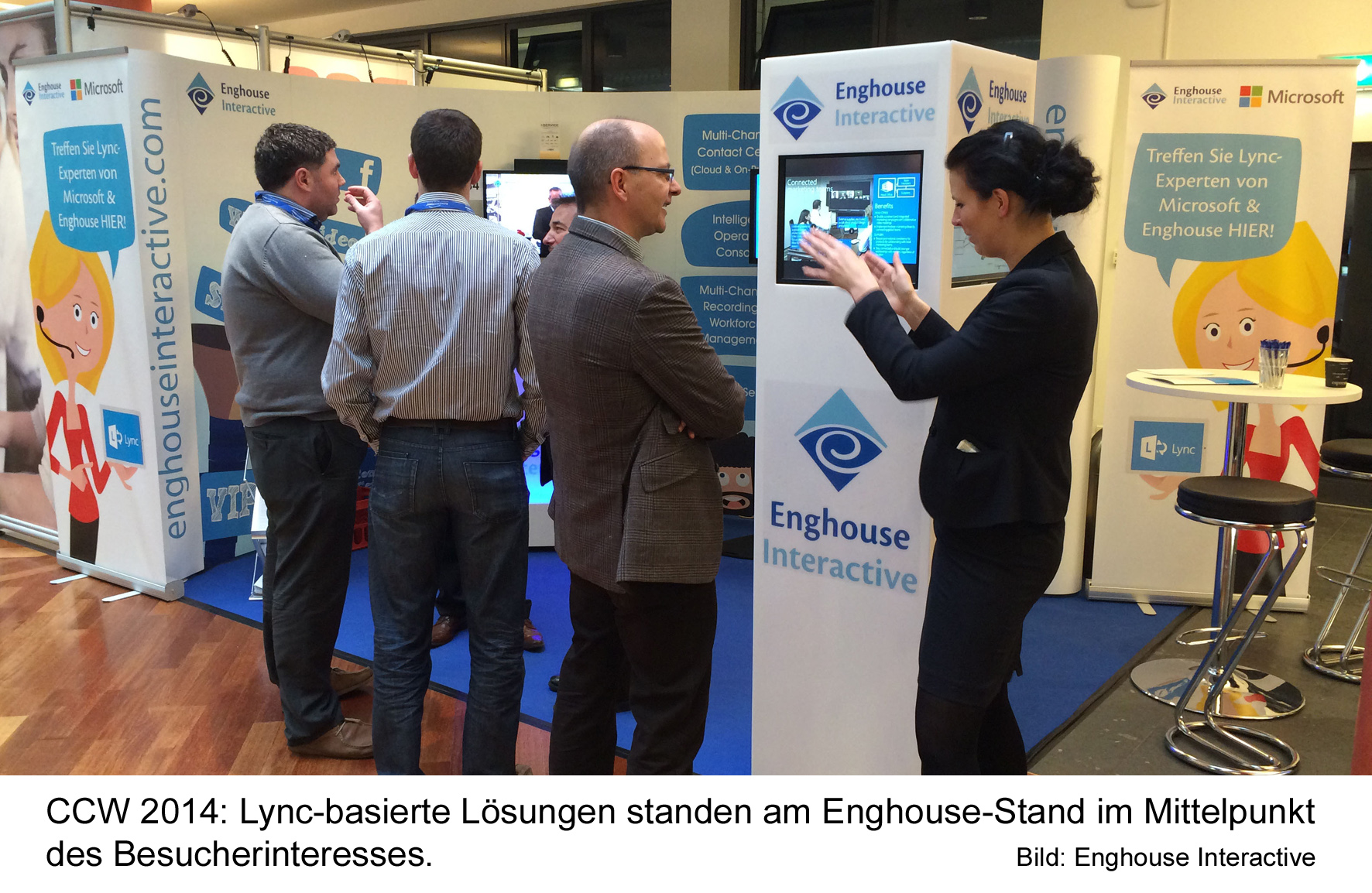 Besucherandrang am CCW-Stand: Die neue deutsche Enghouse-Website informiert u.a.über Lync. Bild: Eng