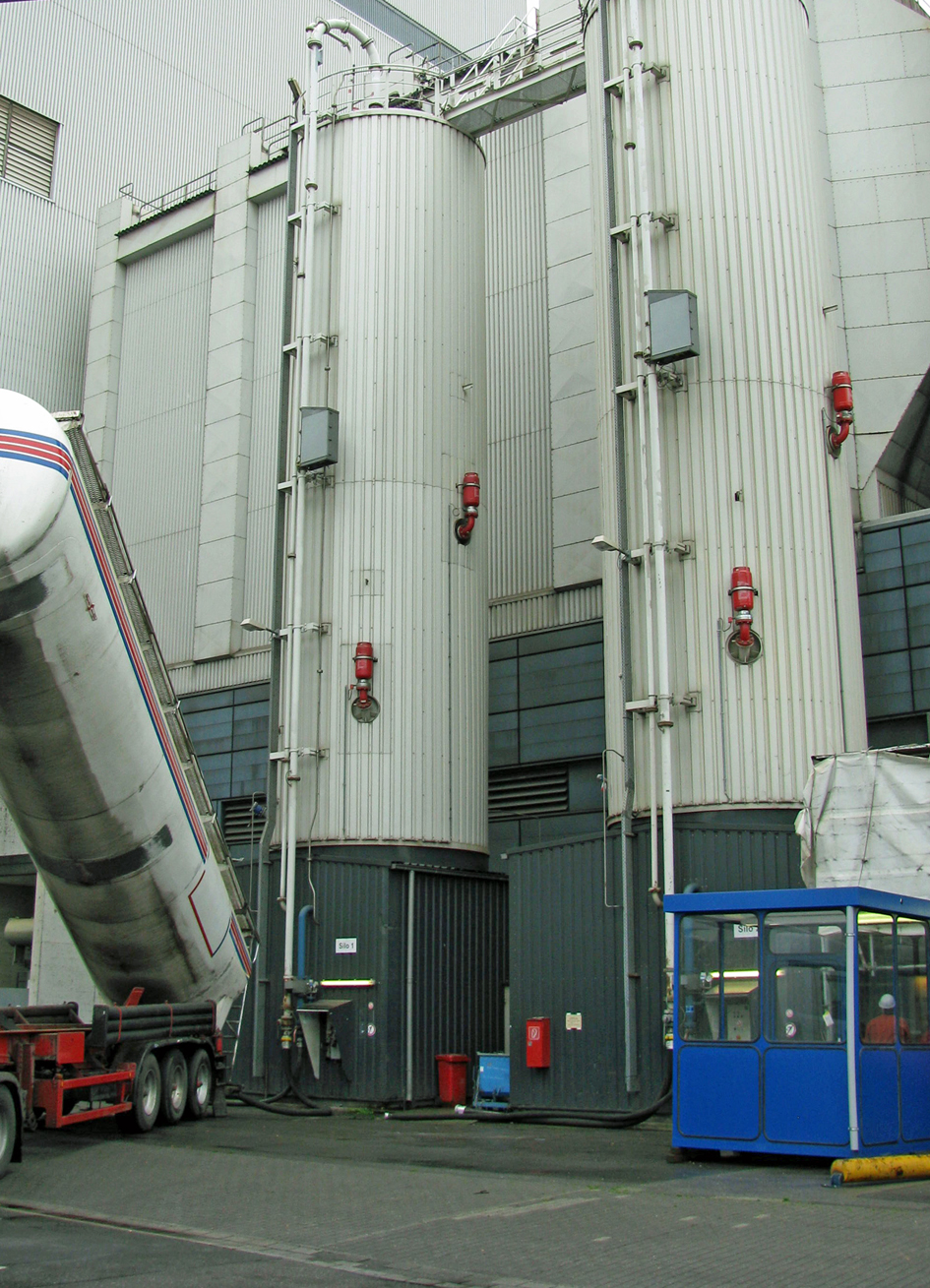 Explosionsunterdrückung an Silos
