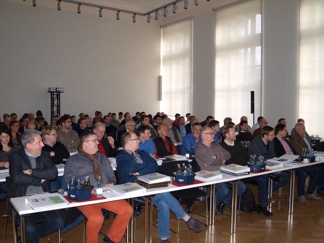 Fast 300 Bauprofis nahmen am diesjährigen KLB-Fachforum teil.