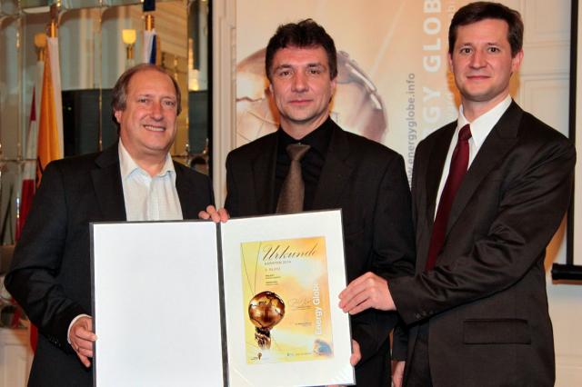 V.l.n.r. Der Kärntner Energielandesrat Rolf Holub, Mag. Aljo?a Huber (REFLECTA GmbH,