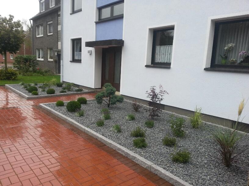 Bildquelle:ZK Gartenbau -  Anlagenbeispiel Eingangsbereich