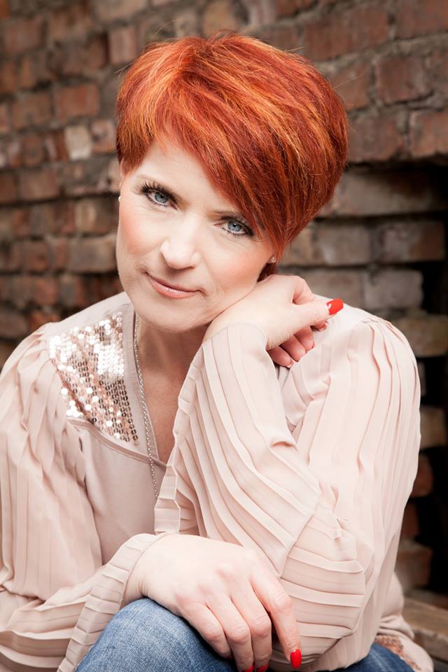 Das ist die Autogrammkarte von Sandy Rose, die unter http://sandy-rose.de/ erhältlich ist
