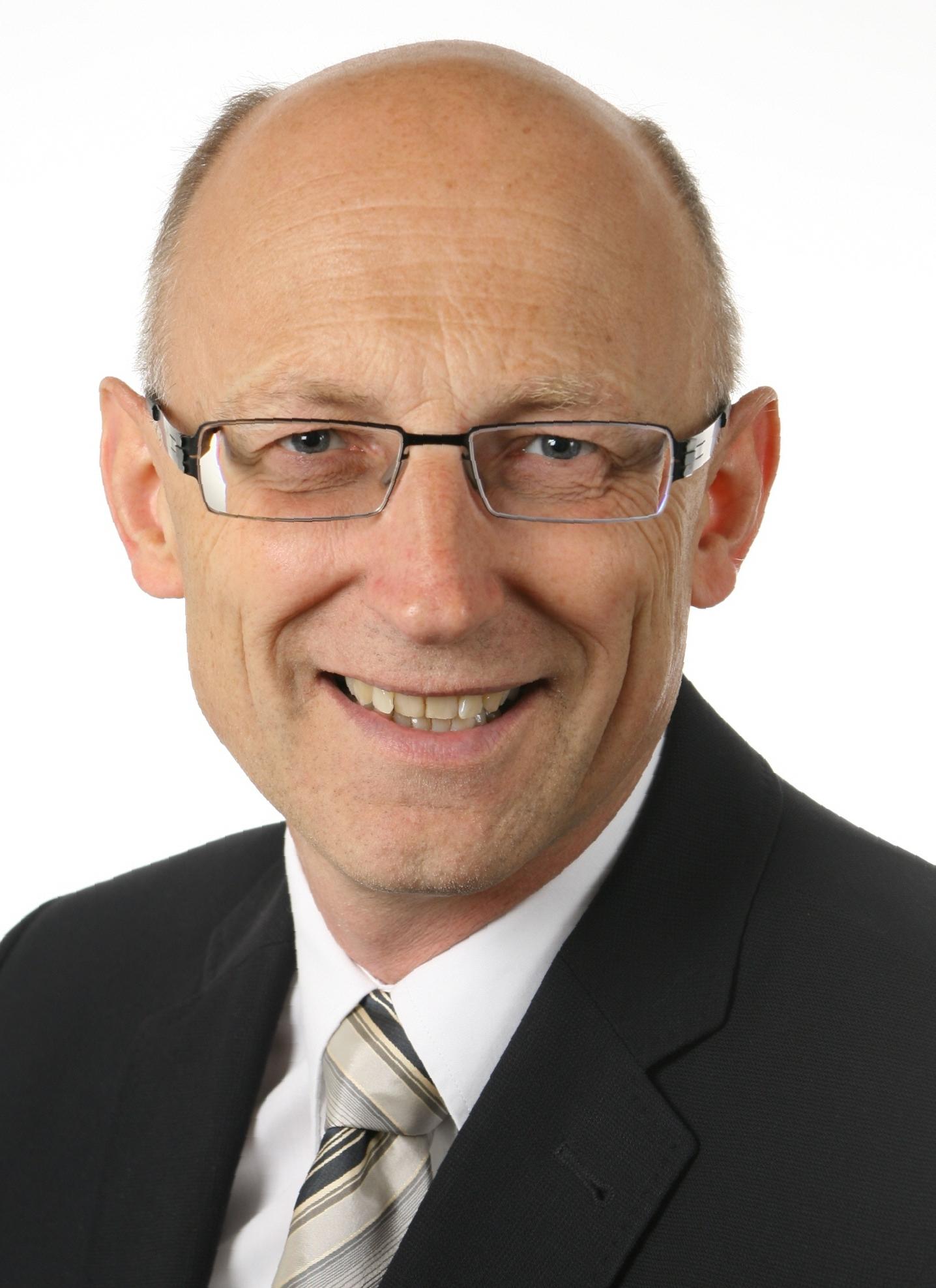 Gerhard Führer - www.peridomus.de Gerhard Führer - www.peridomus.de