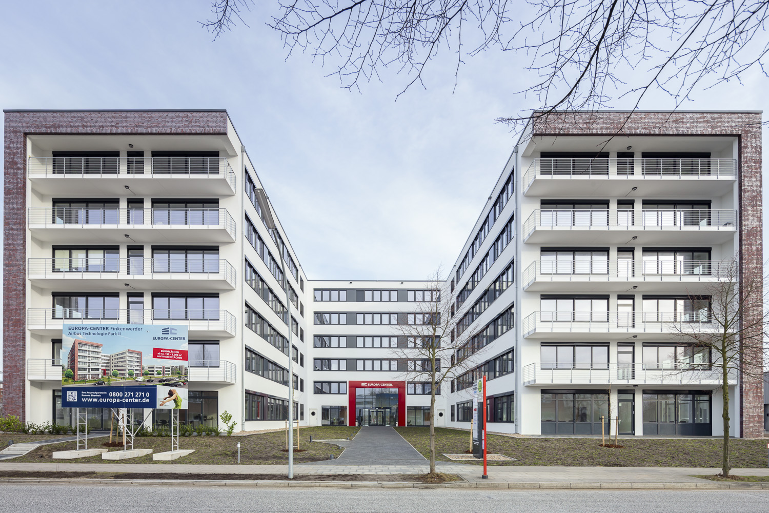 Seit März 2012 entsteht auf dem letzten freien Gelände auf der Rüschhalbinsel der neue Gebäudekomple Seit März 2012 entsteht auf dem letzten freien Gelände auf der Rüschhalbinsel der neue Gebäudekomple