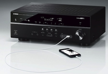 Mit dem RX-V577 stellt Yamaha erstmals einen AV-Receiver mit integriertem WiFi-Modul vor Mit dem RX-V577 stellt Yamaha erstmals einen AV-Receiver mit integriertem WiFi-Modul vor