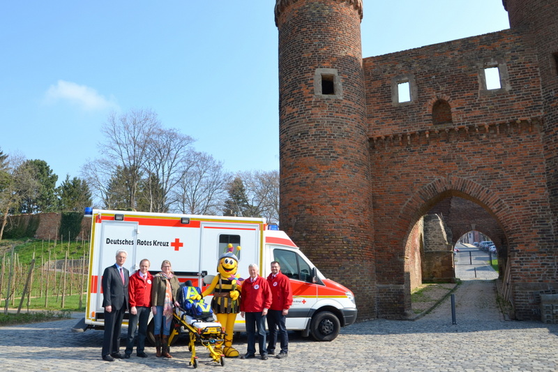 Am historischen Weiertor befindet sich ein Sanitätsstandort des DRK auf der Landesgartenschau Zülpic Am historischen Weiertor befindet sich ein Sanitätsstandort des DRK auf der Landesgartenschau Zülpic