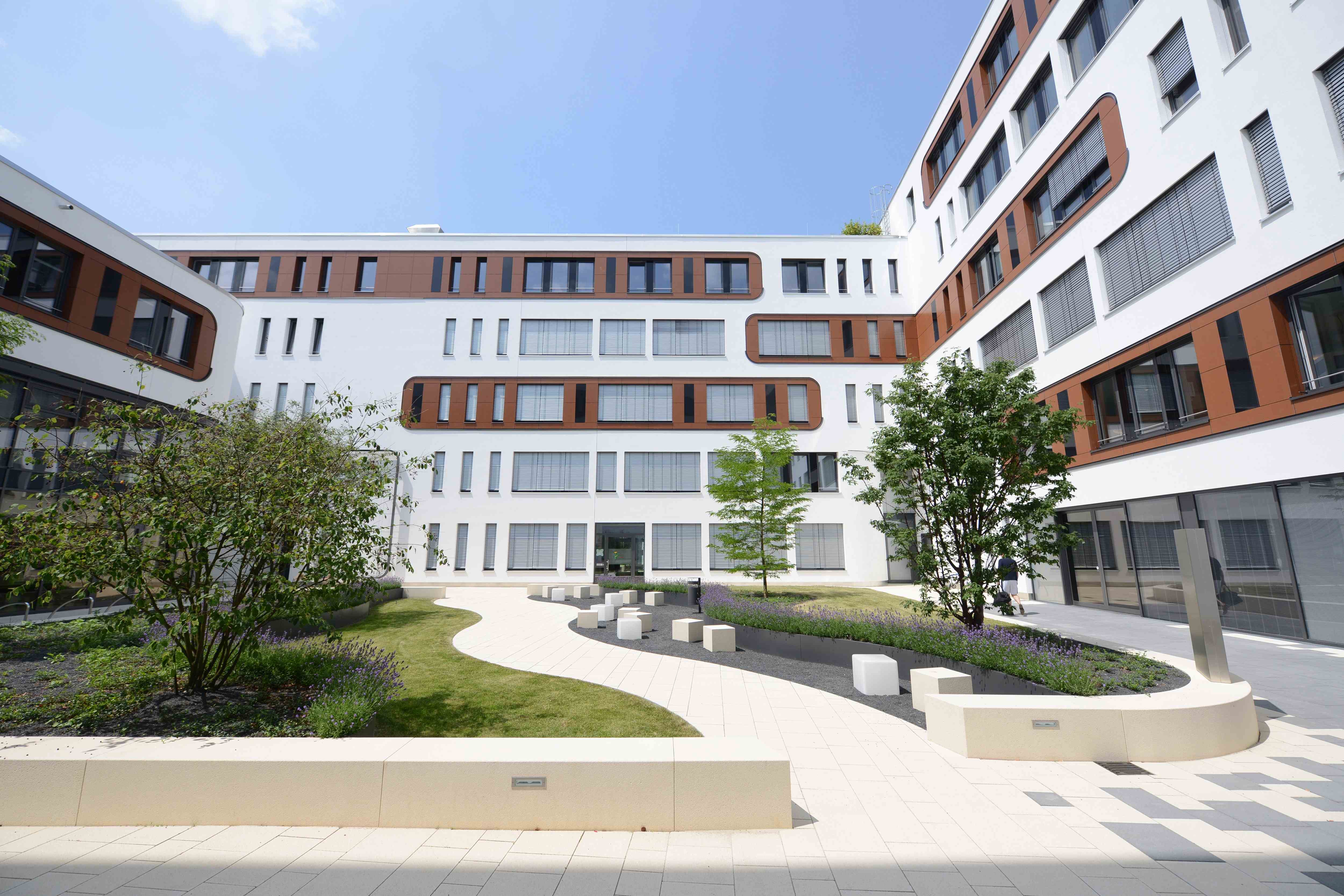 Innenhof NuOffice/Hubert Haupt Immobilien Holding Innenhof NuOffice/Hubert Haupt Immobilien Holding